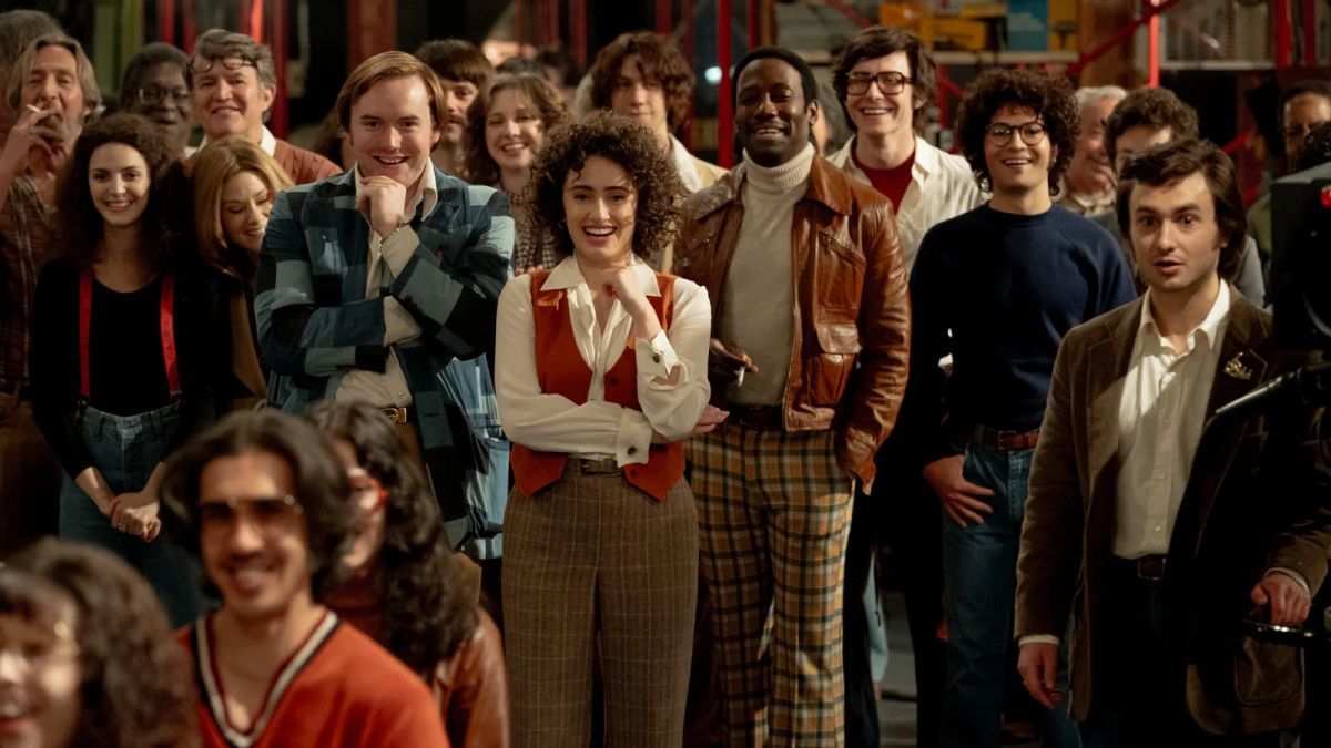 Crítica de "Saturday Night: La noche que cambió la comedia": Jason Reitman revive el nacimiento de un ícono