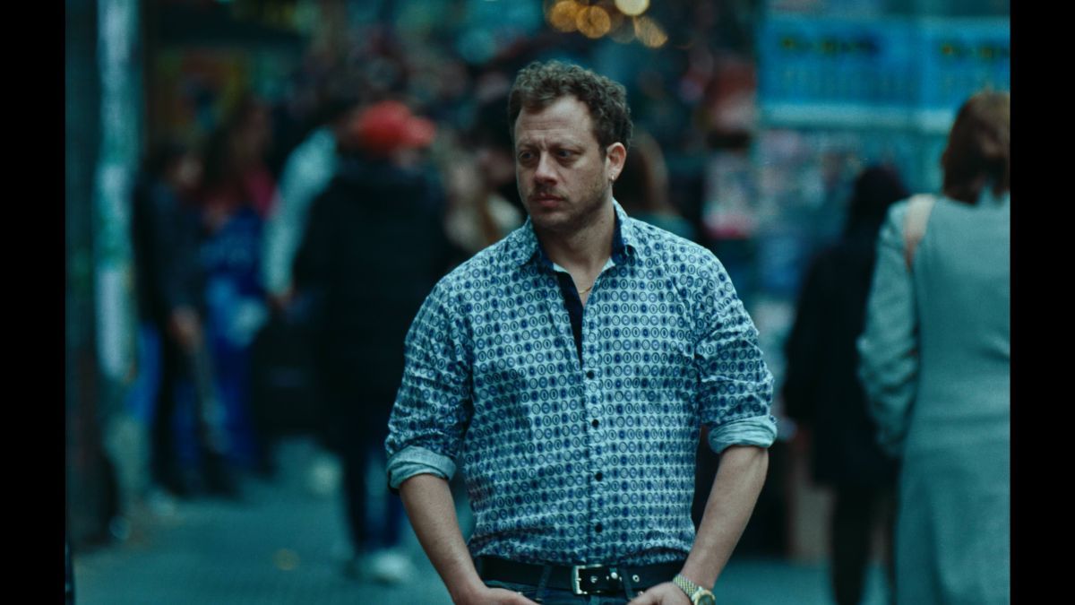 Crítica de "Tiempo de pagar": Felipe Wein  y la vida de un cambista en el microcentro porteño