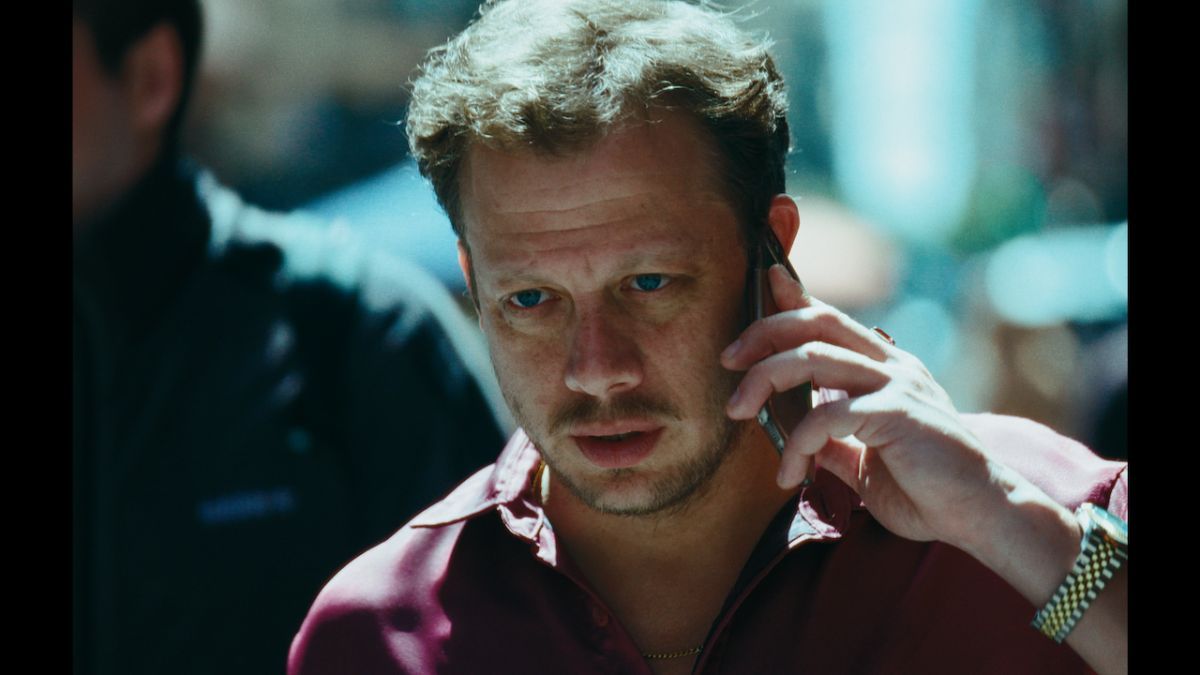 Crítica de "Tiempo de pagar": Felipe Wein  y la vida de un cambista en el microcentro porteño