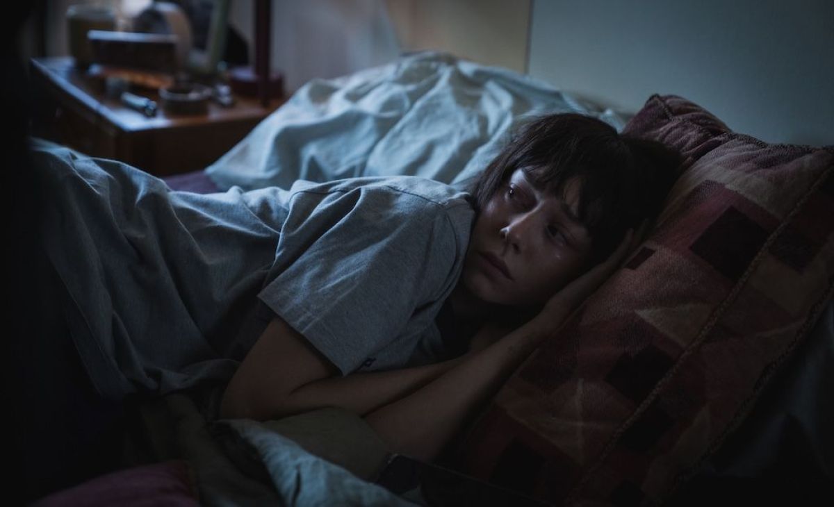 Crítica de "El llanto": Ester Expósito entre el misterio familiar y el terror sobrenatural