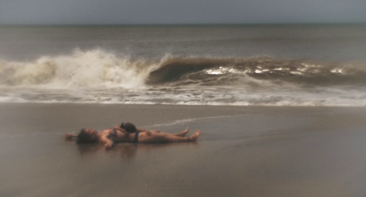 Crítica de "Oda amarilla": Lucía Paz y un retrato íntimo de memoria y familia