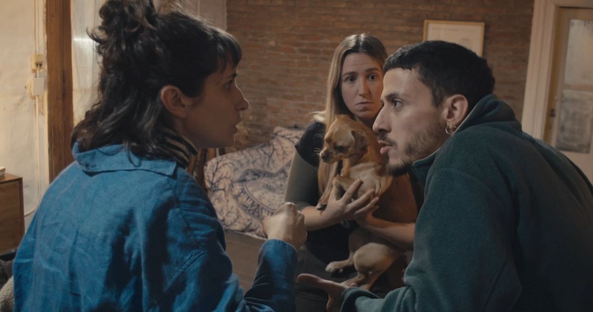 Crítica de "Mejor Quemarse": Ironía y humor negro en una serie sobre el duelo y la amistad