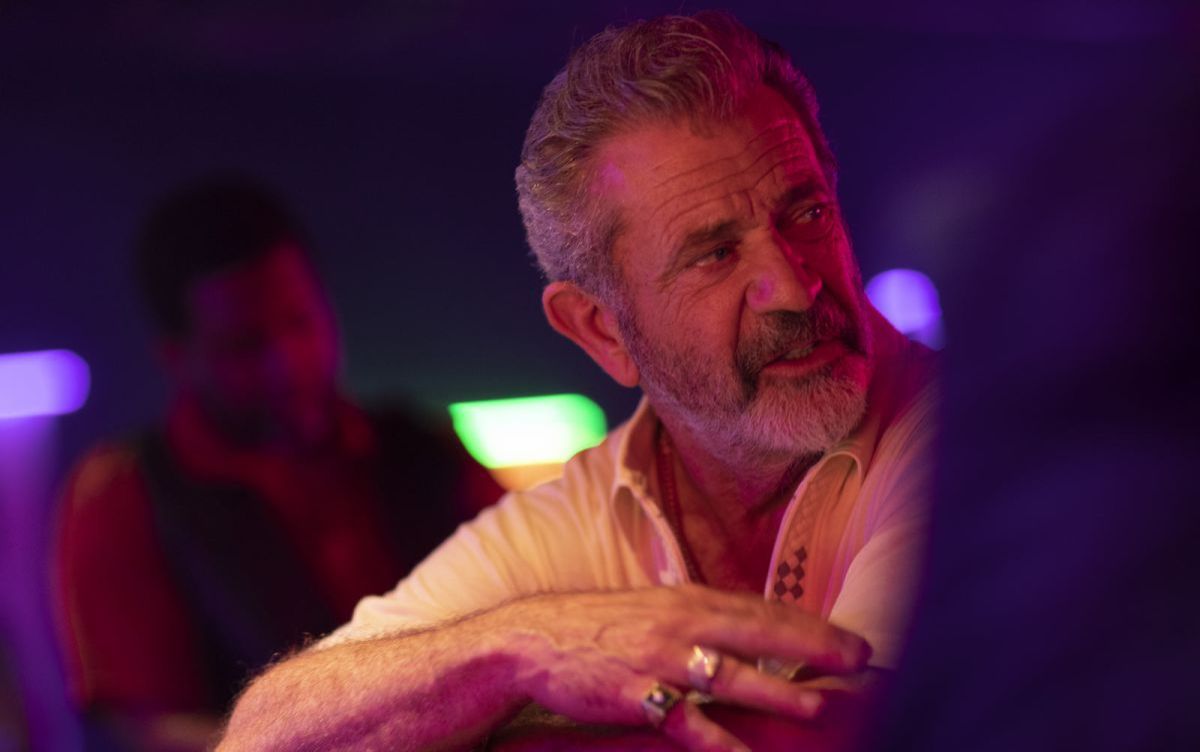 Crítica de “El bandido perfecto”: Josh Duhamel y Mel Gibson entre atracos y disfraces en Canadá