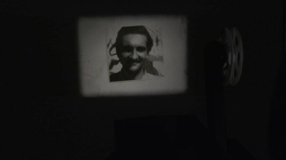 Crítica de "Revelar": Fermín Rivera y la memoria visual de los nietos recuperados