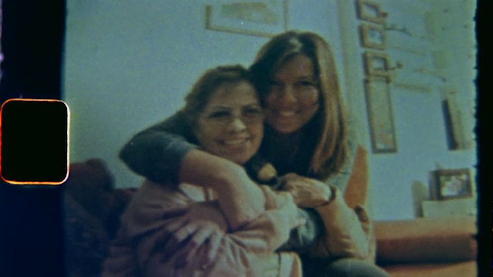 Crítica de "Revelar": Fermín Rivera y la memoria visual de los nietos recuperados