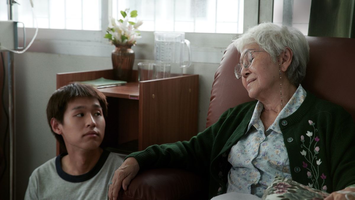 Crítica de “Cómo ganar millones antes de que muera la abuela”: Un emotivo melodrama al estilo Koreeda