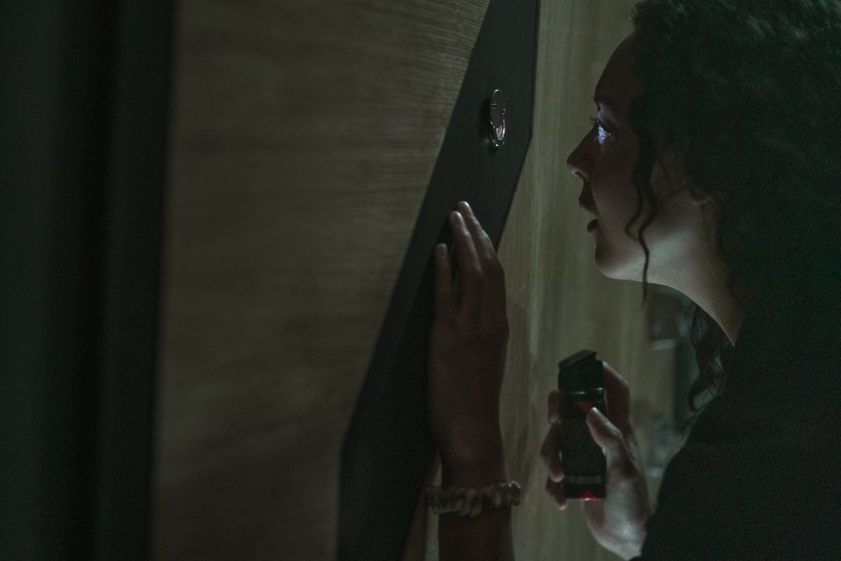 Crítica de “Bagman: El espíritu del mal”: Sam Claflin y otra película de terror genérica, pero efectiva