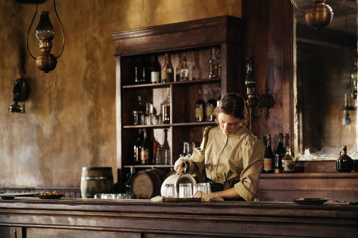 Crítica de "Hasta el fin del mundo": Viggo Mortensen escribe, dirige y protagoniza un western moderno