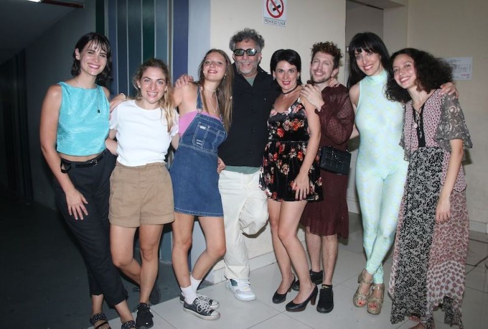 Crítca de "Al borde del mundo": Mujeres, vínculos y desafíos en tiempos difíciles