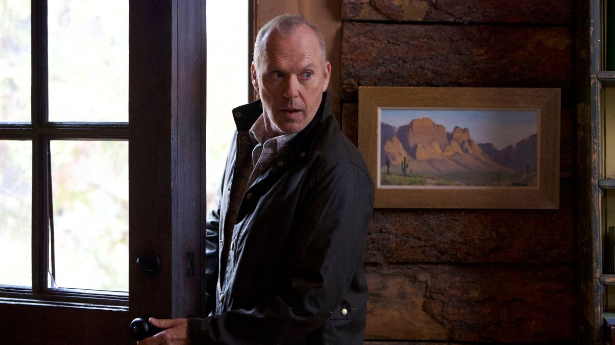Crítica de “El plan del asesino”: Michael Keaton dirige, produce y protagoniza un thriller sobre la redención y el olvido