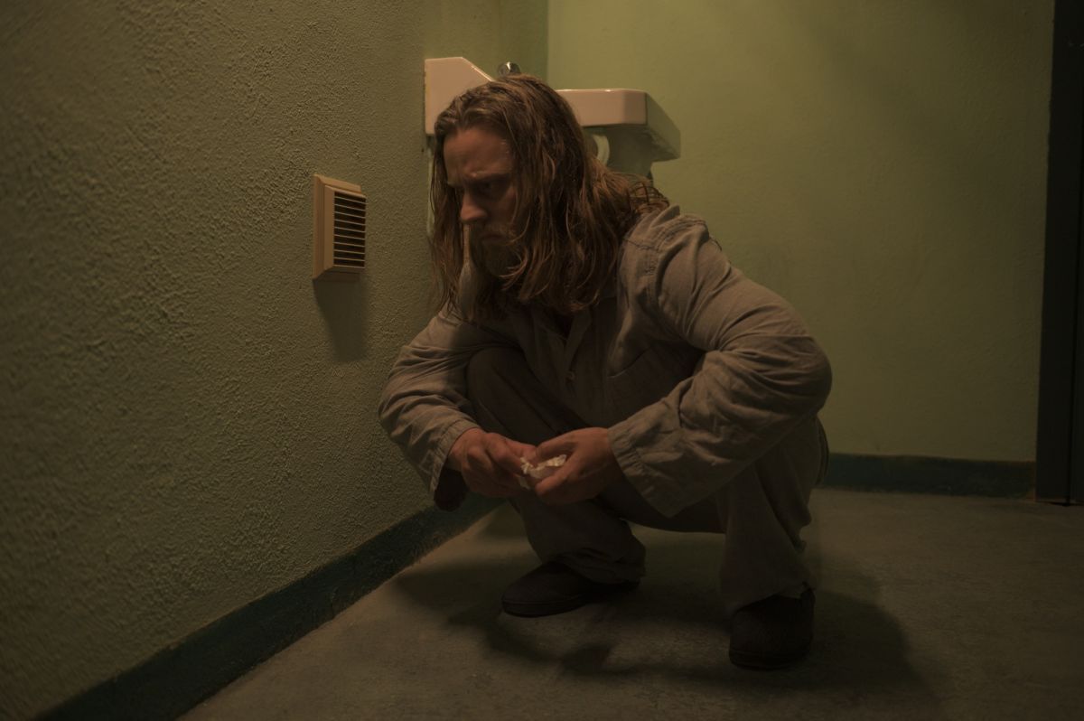 Crítica de “Medium / Oddity”: Terror irlandés de Damian McCarthy a la altura del género