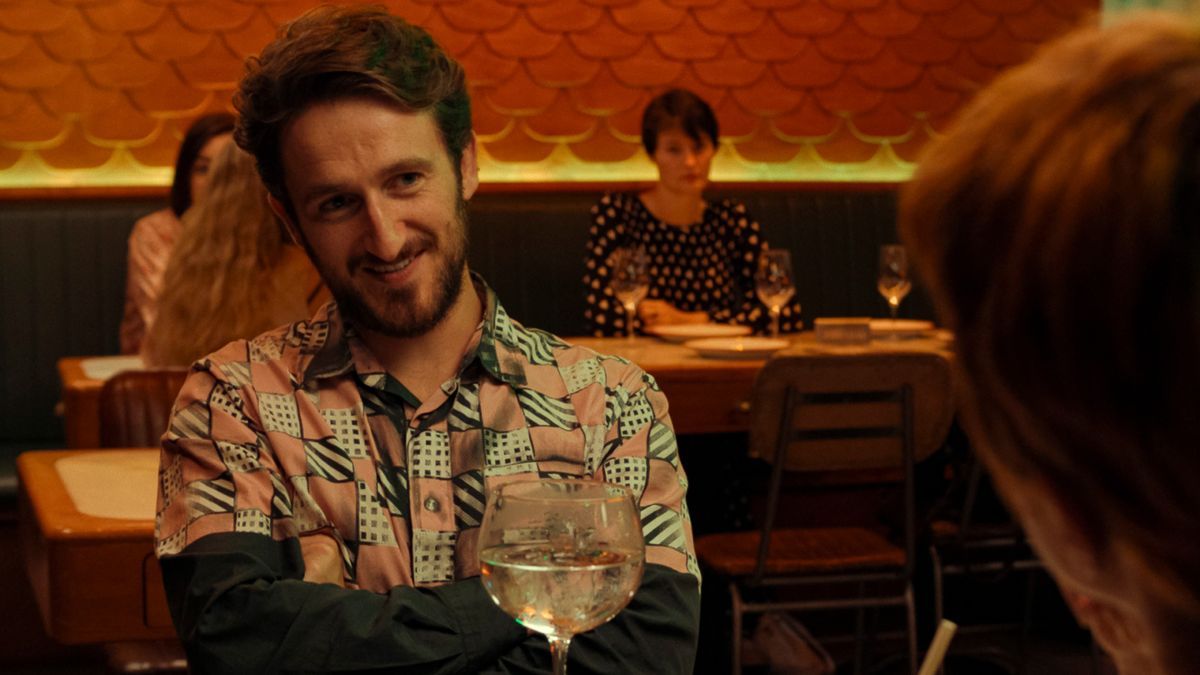 Crítica de "A muerte": Dani de la Orden entre el humor negro y el peso de la enfermedad