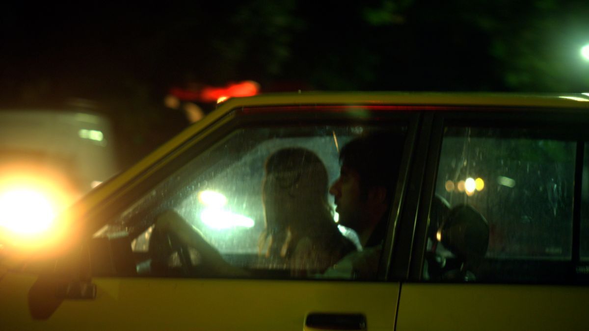 Crítica de “Buenas noches”: Matías Szulanski y una "Después de hora" porteña