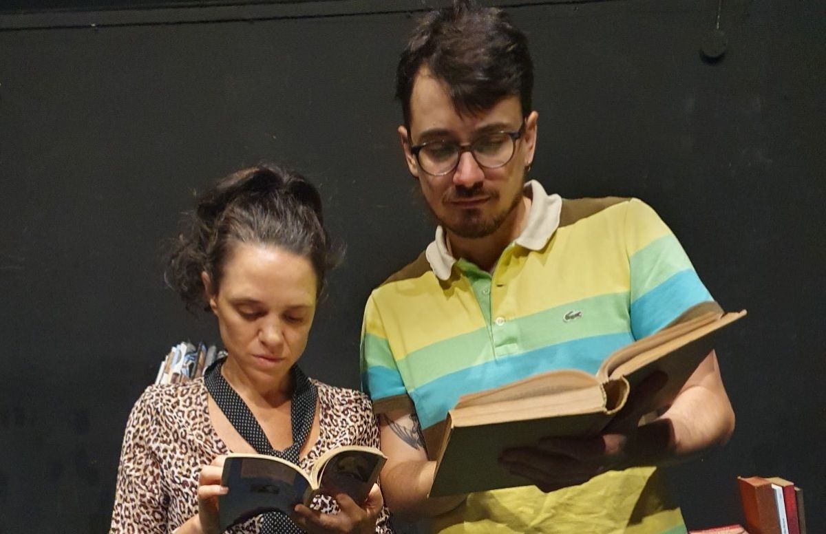 “Mis libros, tus libros”: un enigmático vínculo en escena atravesado por clásicos literarios  