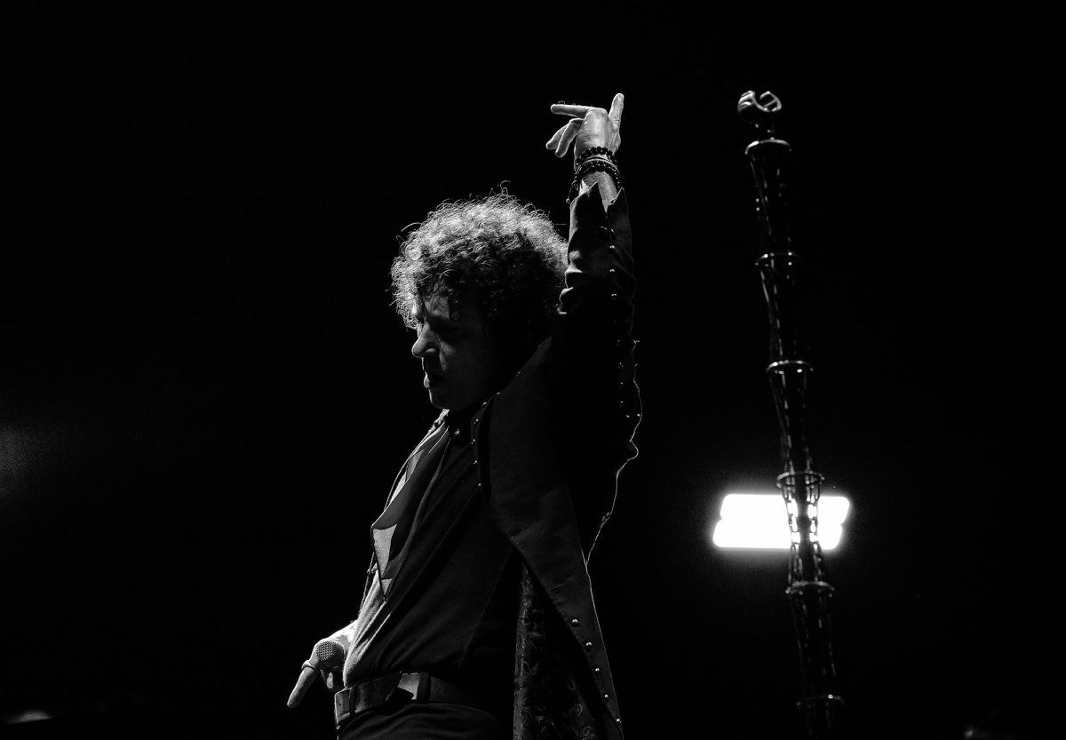 Bunbury vuelve con nueva música y un tour que recorrerá nueve países