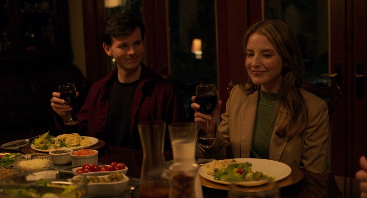 Crítica de "Breakup Season / Temporada de Rupturas”: El amor en tiempos de crisis