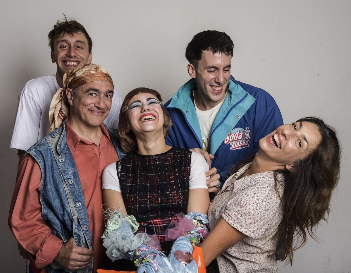 Los Pipis al frente de “Pasión”, una poética y vertiginosa batalla en escena 