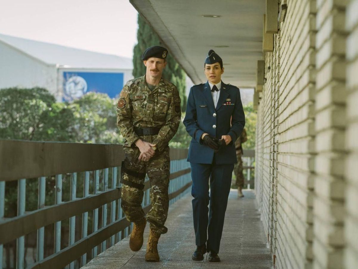 Crítica de "Cuando nadie nos ve": Crimen, liturgia y suspense en Andalucía de la mano de Enrique Urbizu