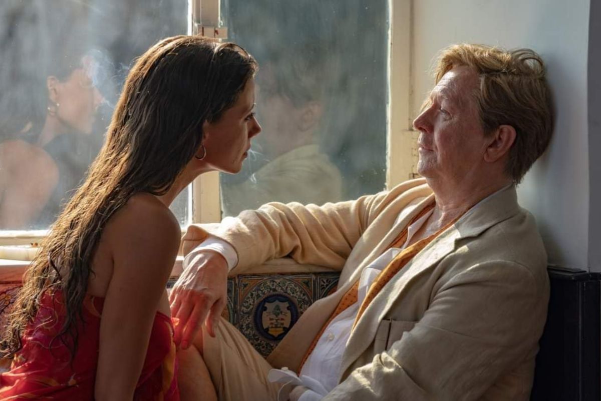 Crítica de "Parthenope.  Los Amores de Nápoles": Un melodrama excesivamente cargado y artificial de Paolo Sorrentino