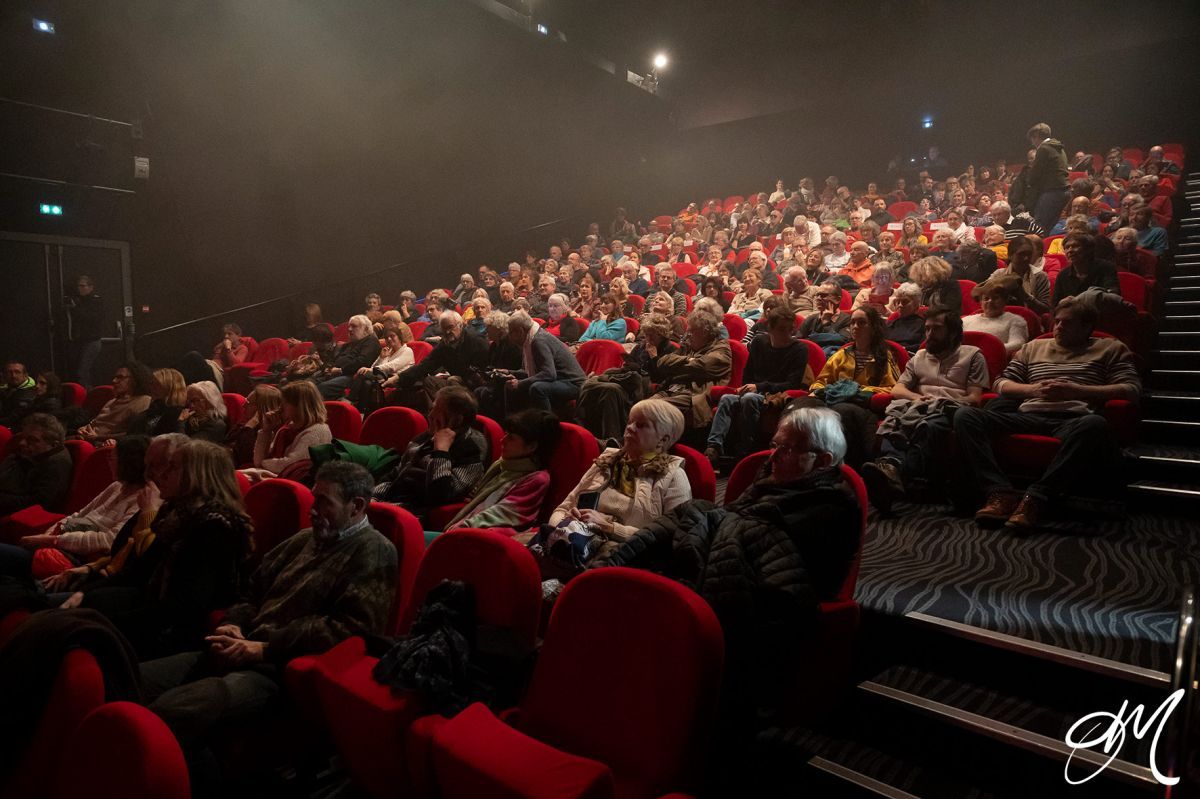 Cine Select de La Plata y Cinéma L'Estran de Francia sellan un hermanamiento cultural