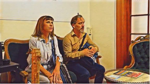 Crítica de "Fire Supply": La última locura de Lucía Seles