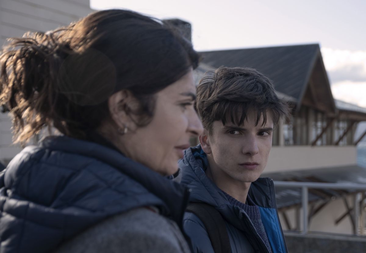 Crítica de “Atrapados”: Soledad Villamil en un thriller sobre los crímenes vinculados a la adolescencia