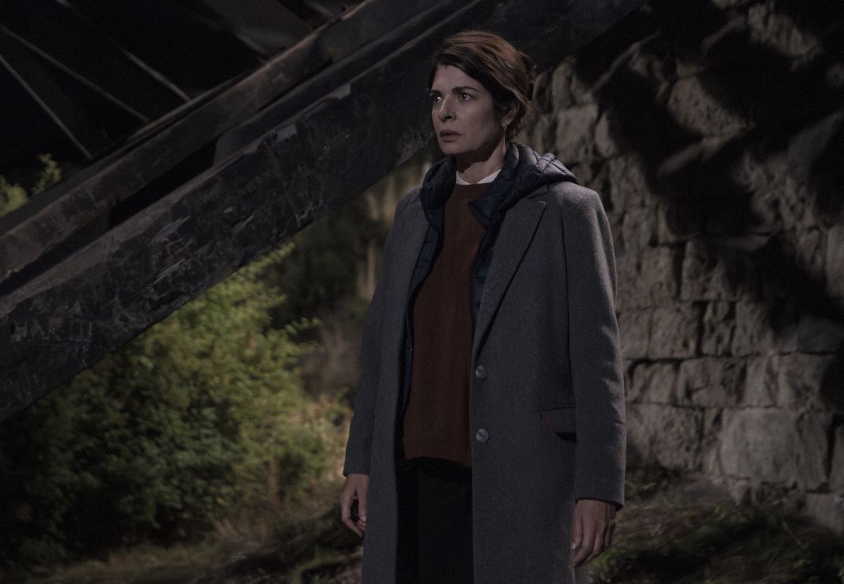 Crítica de “Atrapados”: Soledad Villamil en un thriller sobre los crímenes vinculados a la adolescencia