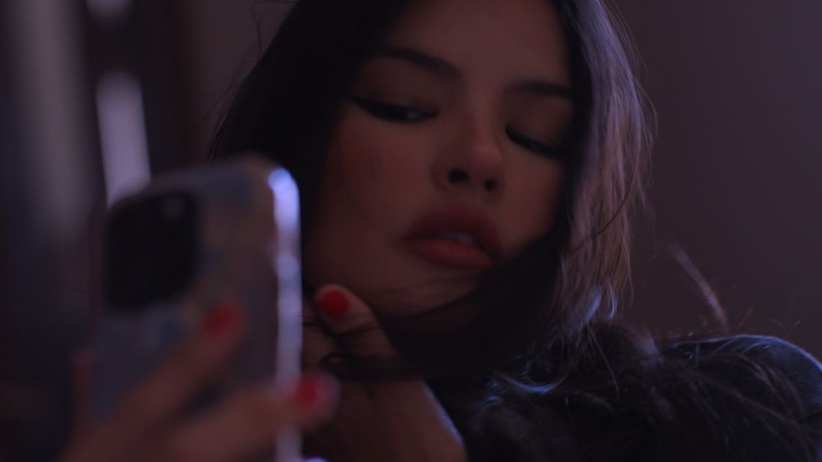 Leo Damario rueda "Solo Fanáticos", una historia de amor, poder y controversia