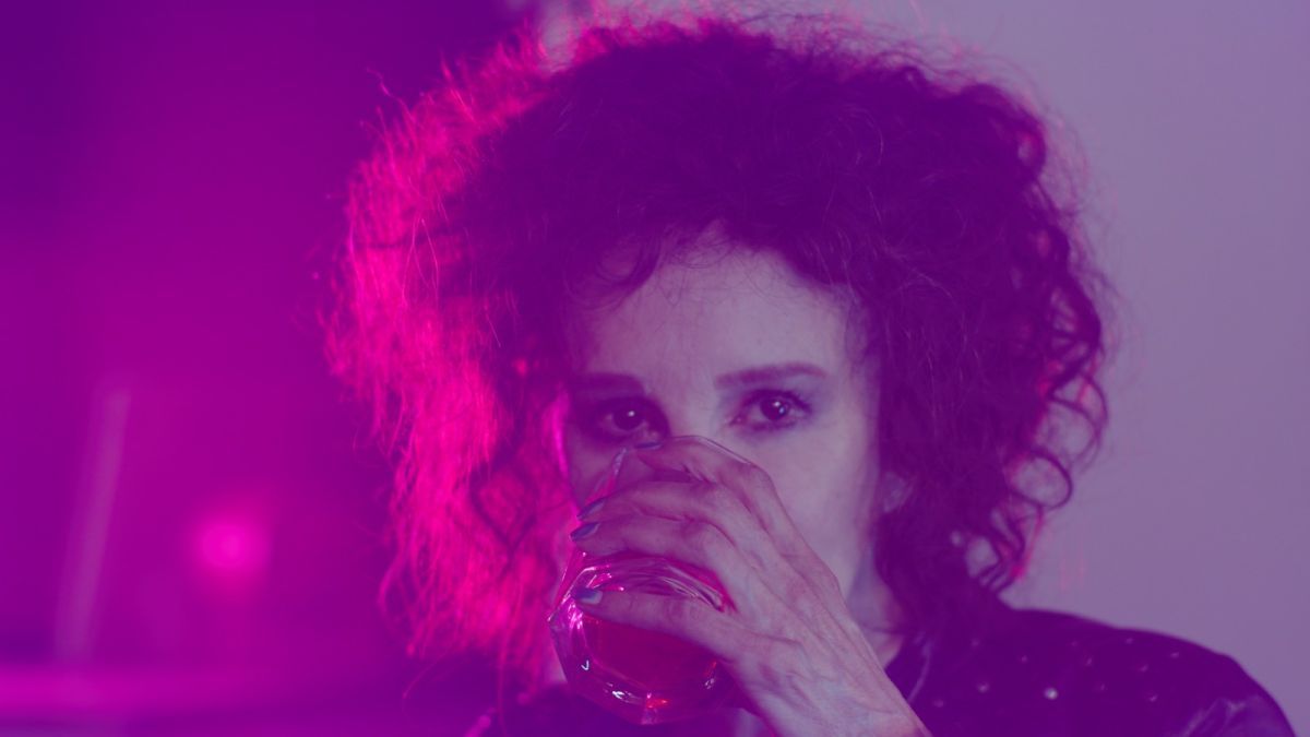 Leo Damario rueda "Solo Fanáticos", una historia de amor, poder y controversia