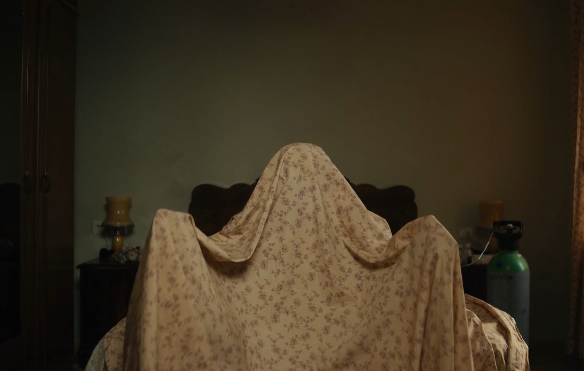 Crítica de "Bodegón con fantasmas": Un retrato de la España vaciada entre lo absurdo y lo melancólico