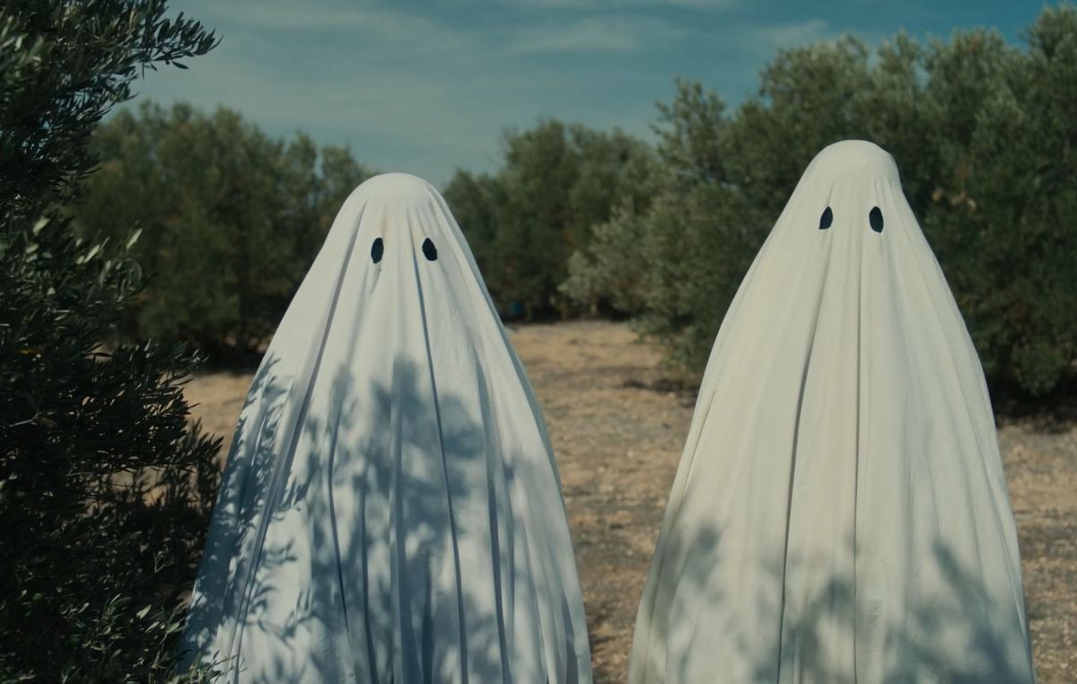 Crítica de "Bodegón con fantasmas": Un retrato de la España vaciada entre lo absurdo y lo melancólico