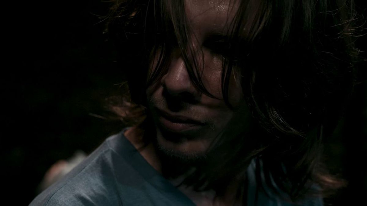 Crítica de "Escena final":  Diego Kompel y el espejo roto del ser