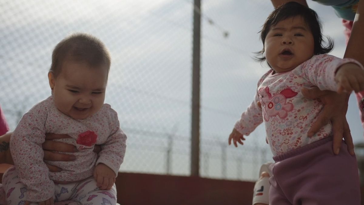 Crítica de “Los días con ella”: Maternidad en prisión