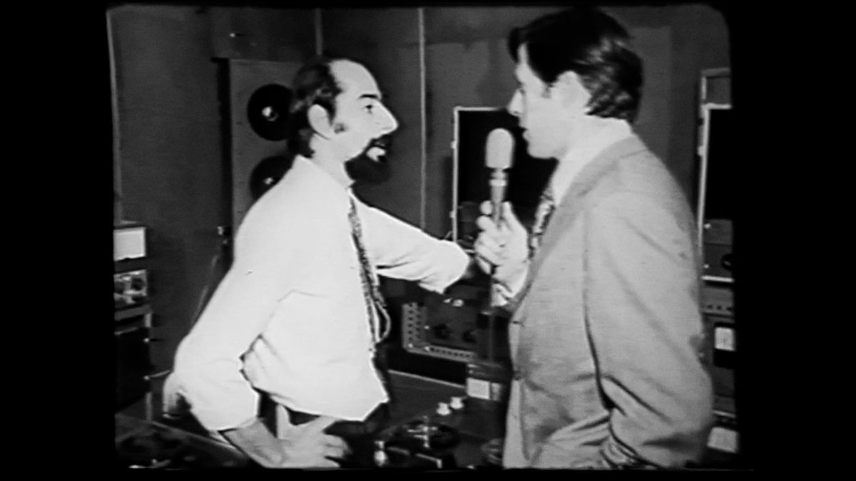 Crítica de "Otras formas": Florencia HANA Ciliberti documenta el cruce entre artistas visuales y música 