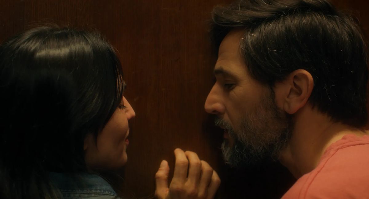 Crítica de "Nuestra parte del mundo": Cuando el amor se descompone en silencio