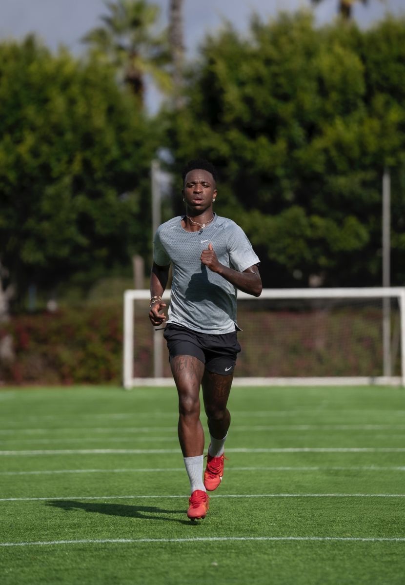 Crítica de “Baila, Vini”: Un crack contra el racismo en el fútbol