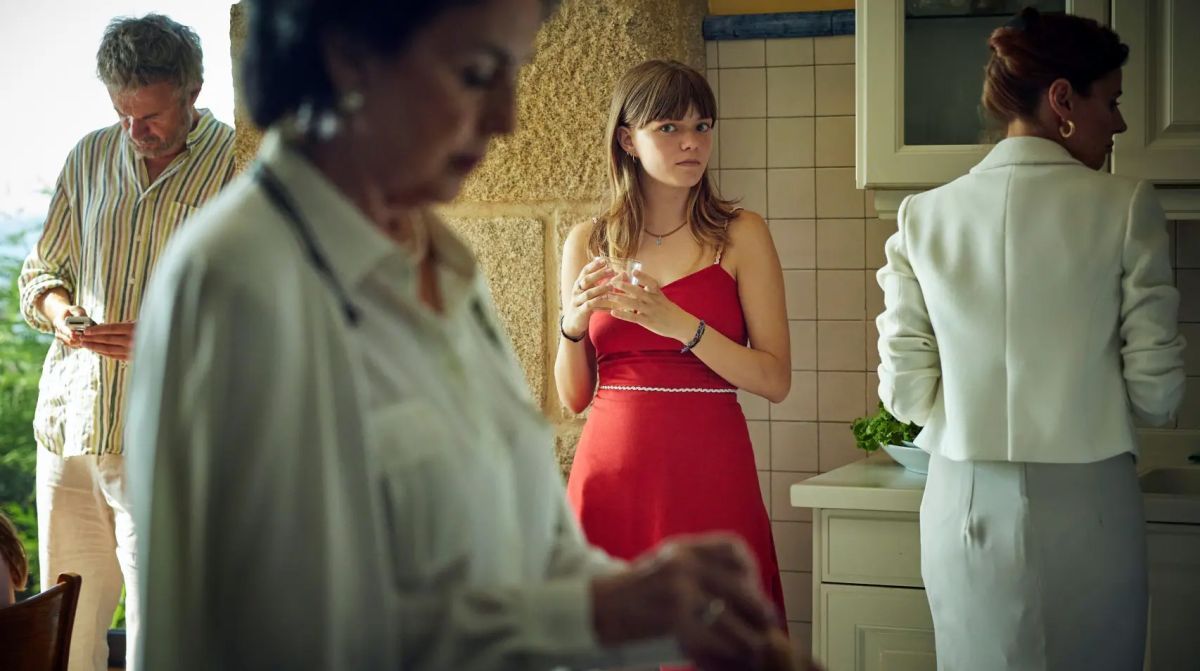 Crítica de "Romería": Carla Simón cierra su trilogía familiar con un viaje al pasado entre heridas, silencios y estigmas