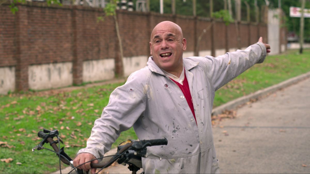 Crítica de "Corazón Delator": Marcos Carnevale regresa con trasplante, barrio y redención