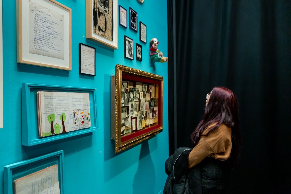 "Esto es teatro": una exposición en el Museo Moderno sobre la escena experimental argentina