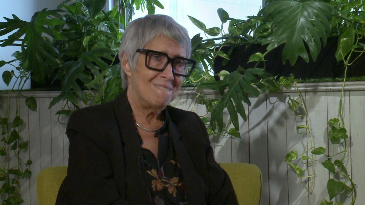 Crítica de “Poesía abierta, rebeldía y libertad”: La resistencia cultural a través de la palabra