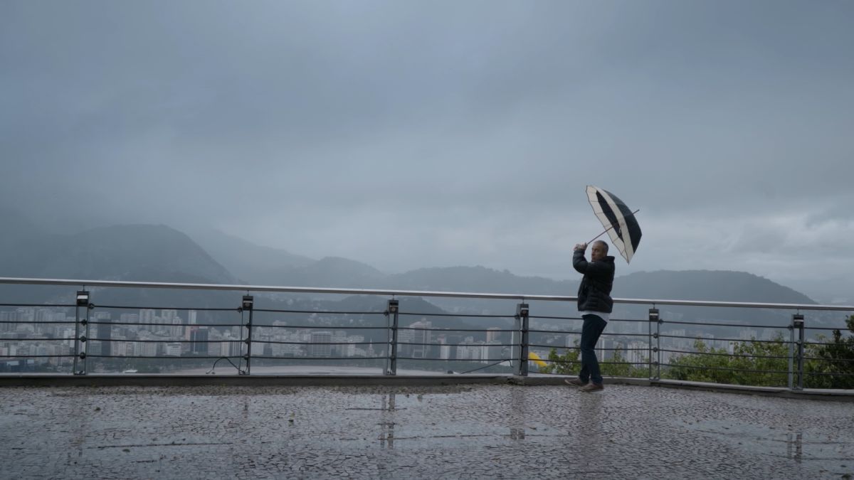 Crítica de "La vida de a ratos": Javier Lombardo y un testimonio en primera persona sobre la vida con Parkinson