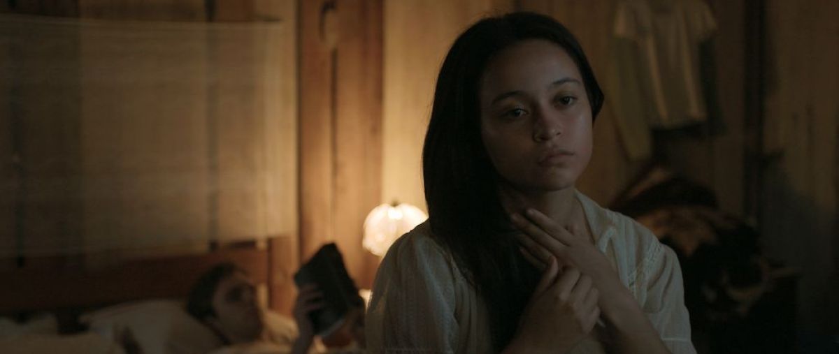 Crítica de "Por tu bien": Axel Monsú y una historia de encierro, fe y emancipación