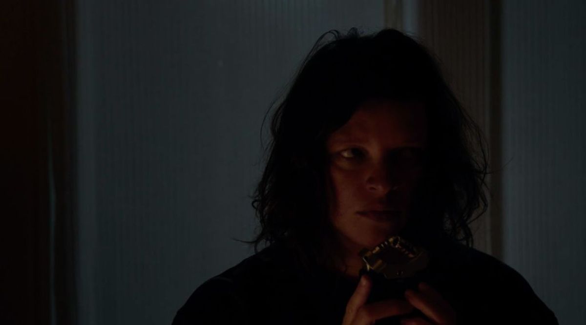 Crítica de "Cuando las nubes esconden la sombra": el viaje íntimo de María Alché al fin del mundo