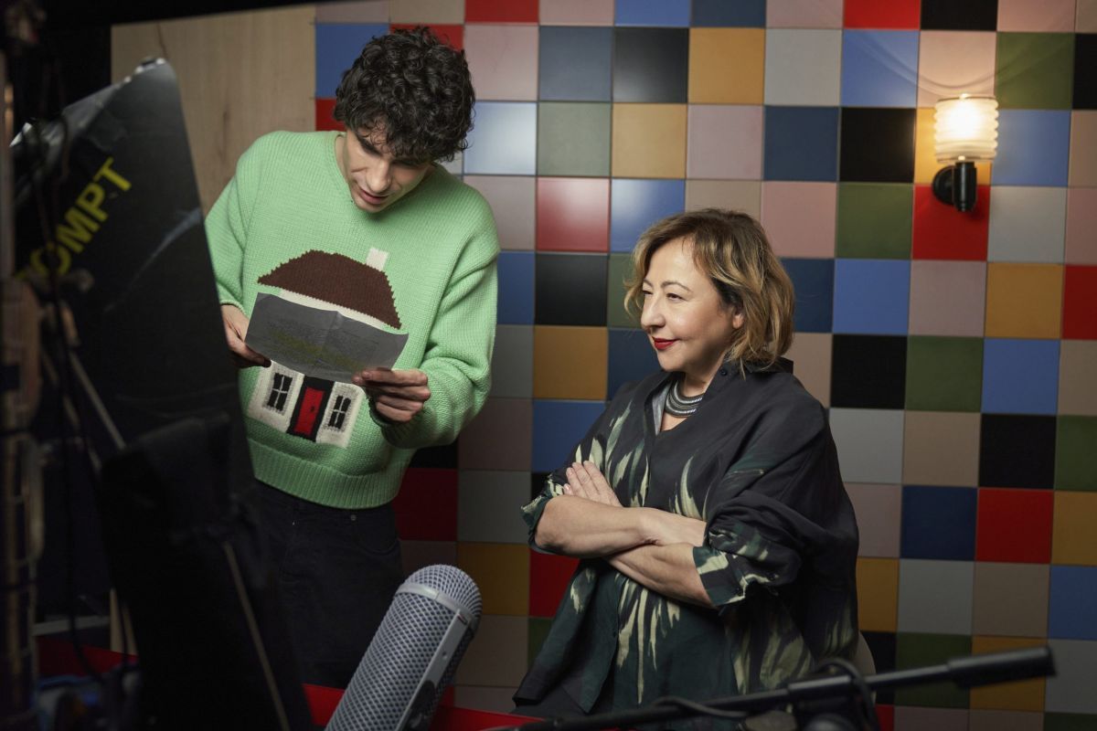 Crítica de "Pedro x Javis": La serie que convierte a Almodóvar en un ritual pop