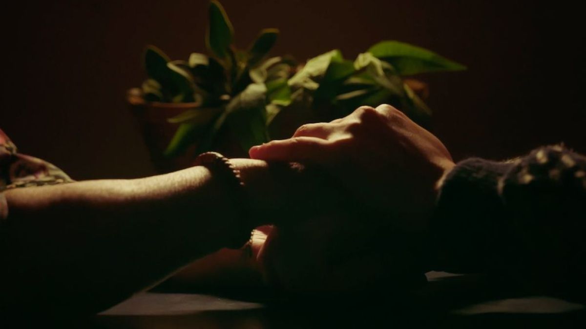 María Alché se pregunta qué sucede “Cuando las nubes esconden la sombra”