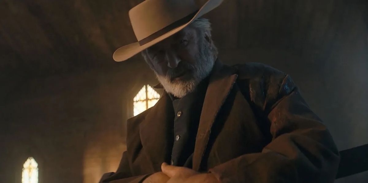 Crítica de “Rust”: Alec Baldwin y el western de la tragedia