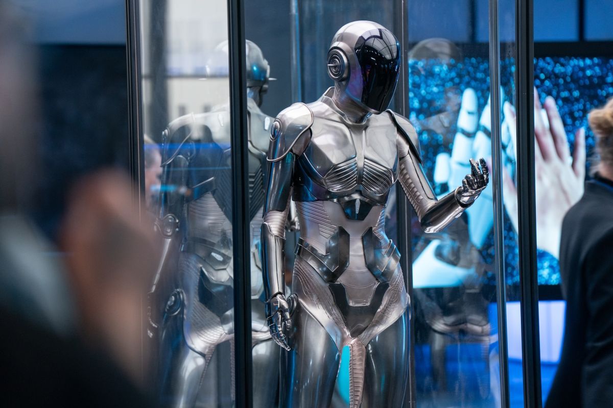 Crítica de “Megan 2.0”: Allison Williams en un vago y rebuscado intento de revolucionar la IA