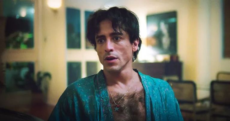 Crítica de "Hombre con H": Ney Matogrosso y una biografía corporal y política