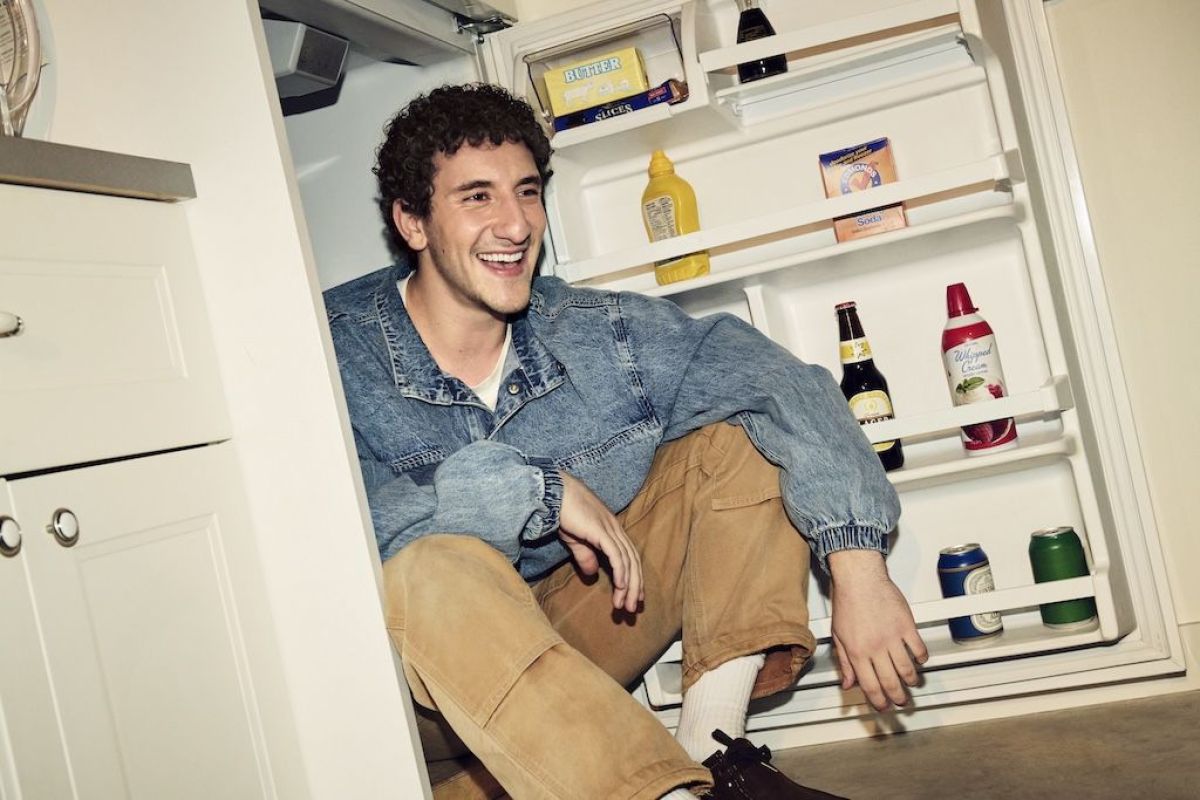 Crítica de "Adultos": Una sitcom que quiere ser algo pero no sabe qué