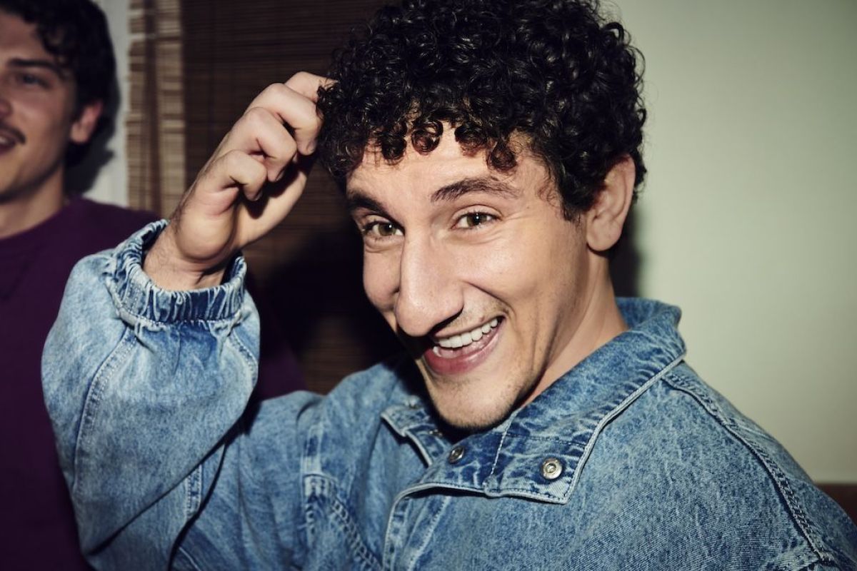 Crítica de "Adultos": Una sitcom que quiere ser algo pero no sabe qué